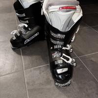 Scarponi sci marca Nordica, donna, usati.