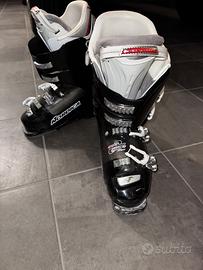 Scarponi sci marca Nordica, donna, usati.