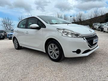 PEUGEOT 208 1.4 HDI - 2015