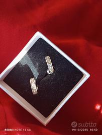 orecchini argento rodiato con zirconcini 