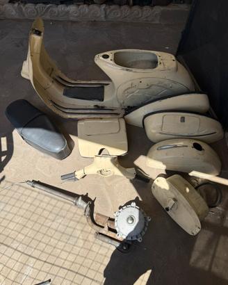 Ricambi vespa 150 super / sprint