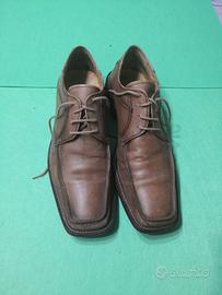 Scarpa in pelle chiara nr. 42 Conbipel