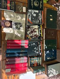 Collezione Libri e Fascicoli Mussolini + Medaglia