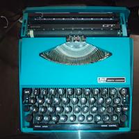 macchina da scrivere 