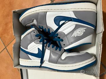 Nike Air Jordan 1 Mid True Blue