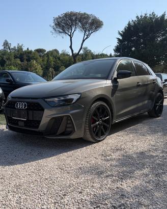 Audi A1 SPB 40 TFSI S tronic Identity Black