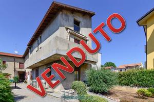 Casa indipendente di 120 m² con 3 locali a Giussan