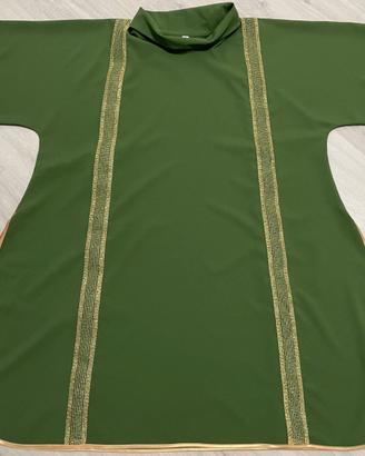 Dalmatica verde con passamaneria rete oro