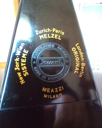 metronomo-bachelite-jaccard