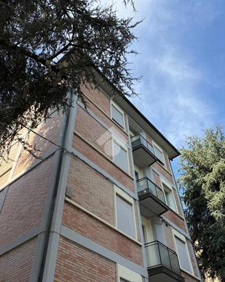 4 LOCALI A BOLOGNA