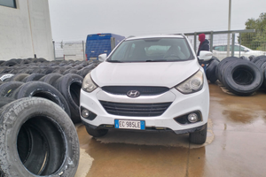 Hyndai ix35 2.0d 136 cv demolita per la Bulgaria