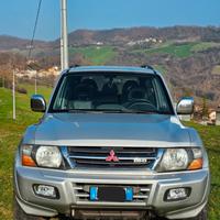 Mitsubishi Paejo 3.2 Di-D Anno 2001