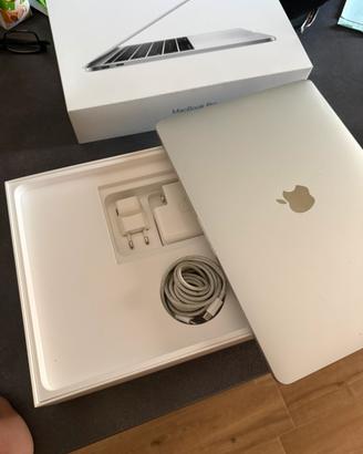 MacBook Pro 13” 2017 8GB RAM - Display rotto