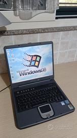 Computer Notebook Acer con Windows 98