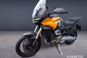 MOTO GUZZI Stelvio 1042