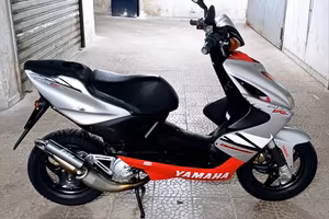 YAMAHA AEROX 50 
