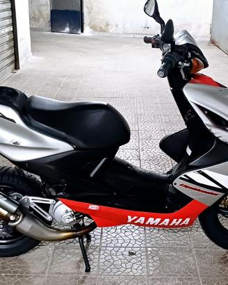 YAMAHA AEROX 50 