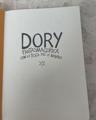 Dory Fantasmagorica-Con la testa tra le nuvole