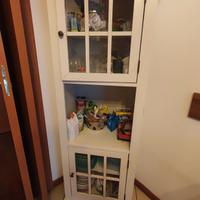 mobile in legno bianco con ripiani-multiuso