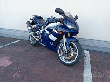 Yamaha YZF R1 - 1999