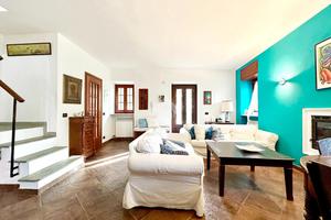 CASA SEMINDIPENDENTE A CARIGNANO