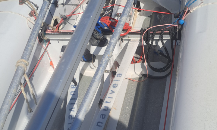 Deriva a vela 470 Nautivela