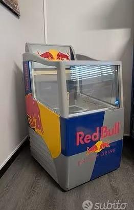 Frigorifero Red Bull