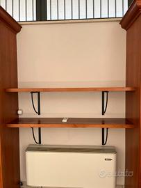 arredamento completo  per negozio 