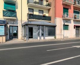 NEGOZIO A SESTRI LEVANTE