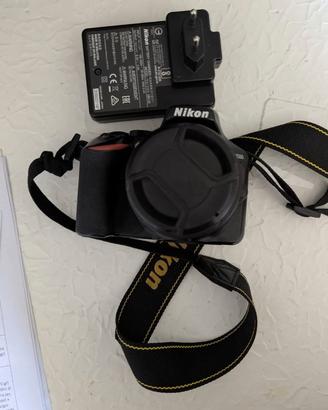 Reflex nikon d3500 con scatola originale
