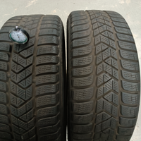 2 gomme 205 40 18 86V invernali RF Pirelli 75%
