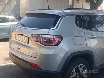 stupenda  Jeep limited 4x4  2000 