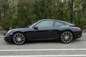 Porsche 991 Black Edition