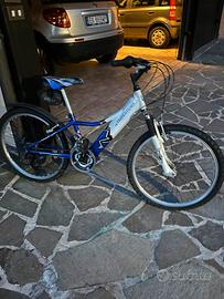 bicicletta ragazzo