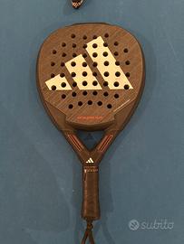 Racchetta padel