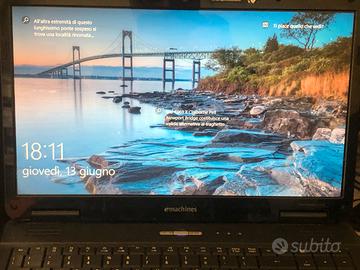 Emachines E525 computer portatile Windows 10 Pro