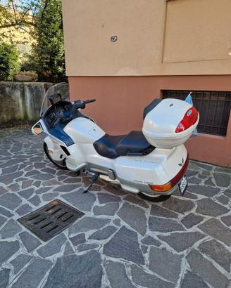 moto HONDA PACIFIC COAST 800