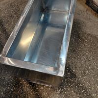 fioriere di lamiera zincata su misura