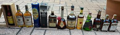 Lotto di 13 di Whisky, Brandy, Liquori e Rum