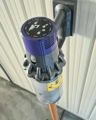 Dyson V10 Aspirapolvere funzionante come da foto