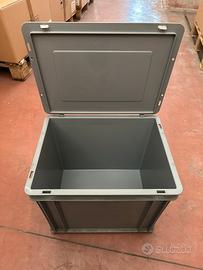 Cassette palstica con coperchio