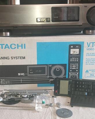 Videoregistratore S vhs  Hitachi VT-S895E