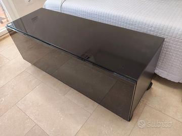 Mobile Ikea BESTAnero lucido 2 sportelli con ruote