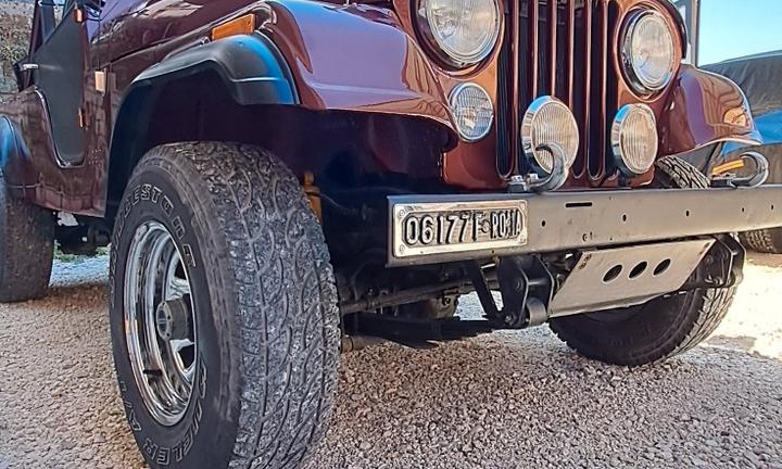 Jeep CJ6