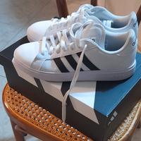 Scarpe adidas grand court base 2.0