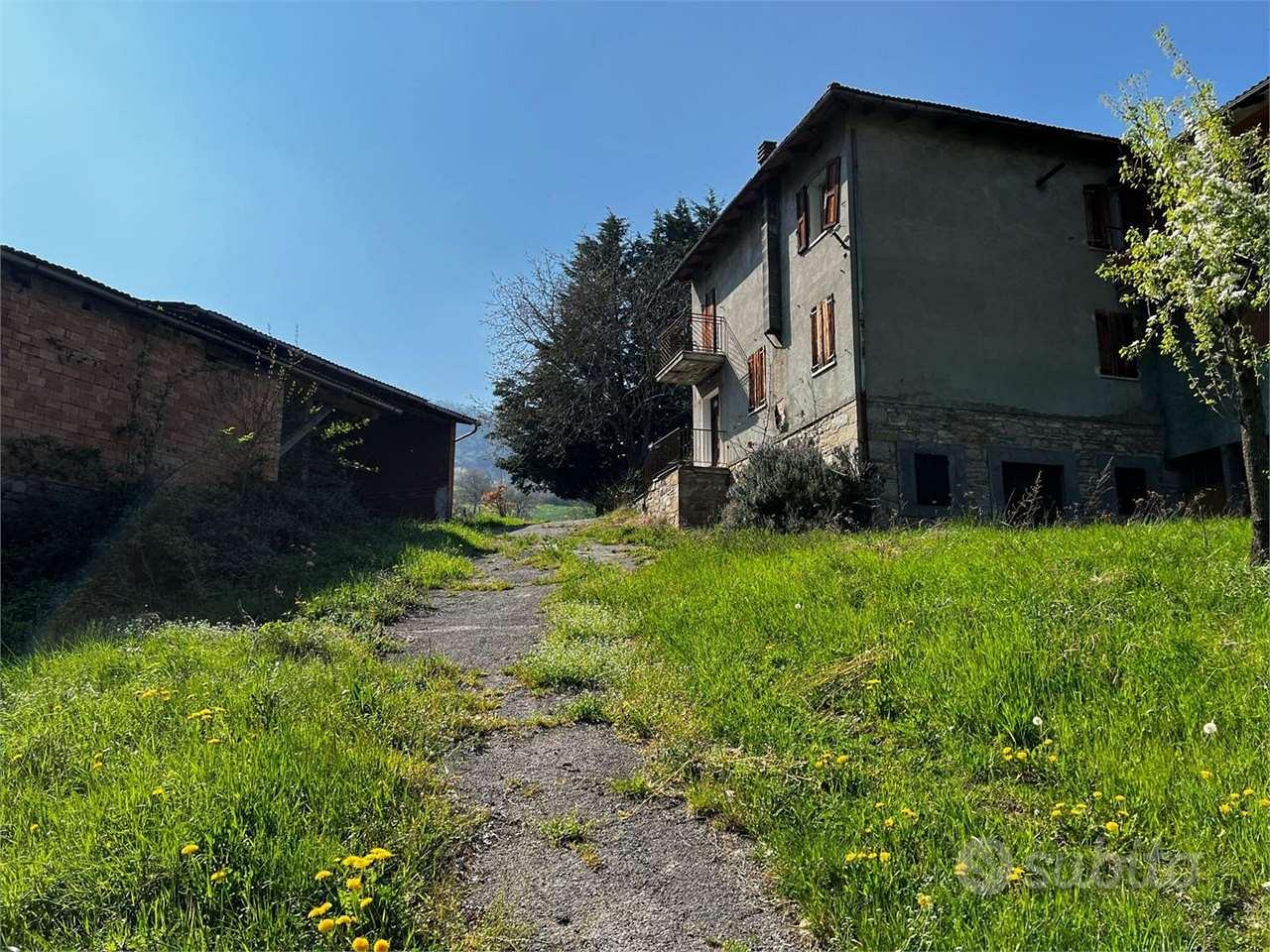 Rustico-Casale a Polinago - Vista 5