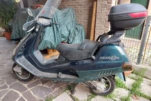 scooter  Piaggio Hexagon cc 180