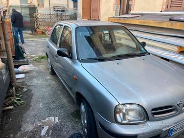 Nissan micra 998