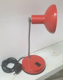 Lampada da tavolo veneta lumi rossa vintage modern