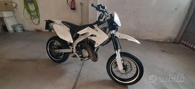 HM 125 cc 2 tempi motard 2016